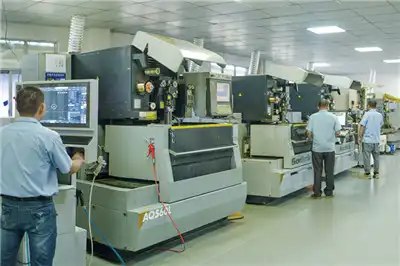 Attrezzature per la produzione e la lavorazione LABORATORIO Attrezzature per la produzione e la lavorazione LABORATORIO