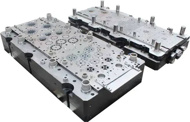 Progressiv stempling for stator og rotor Progressiv stempling for stator og rotor